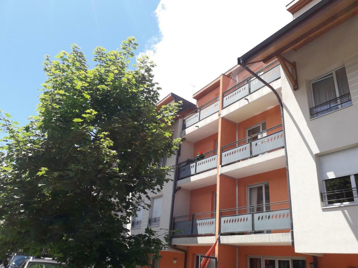 Les Lauzieres Lägenhet Beaumont  Exteriör bild